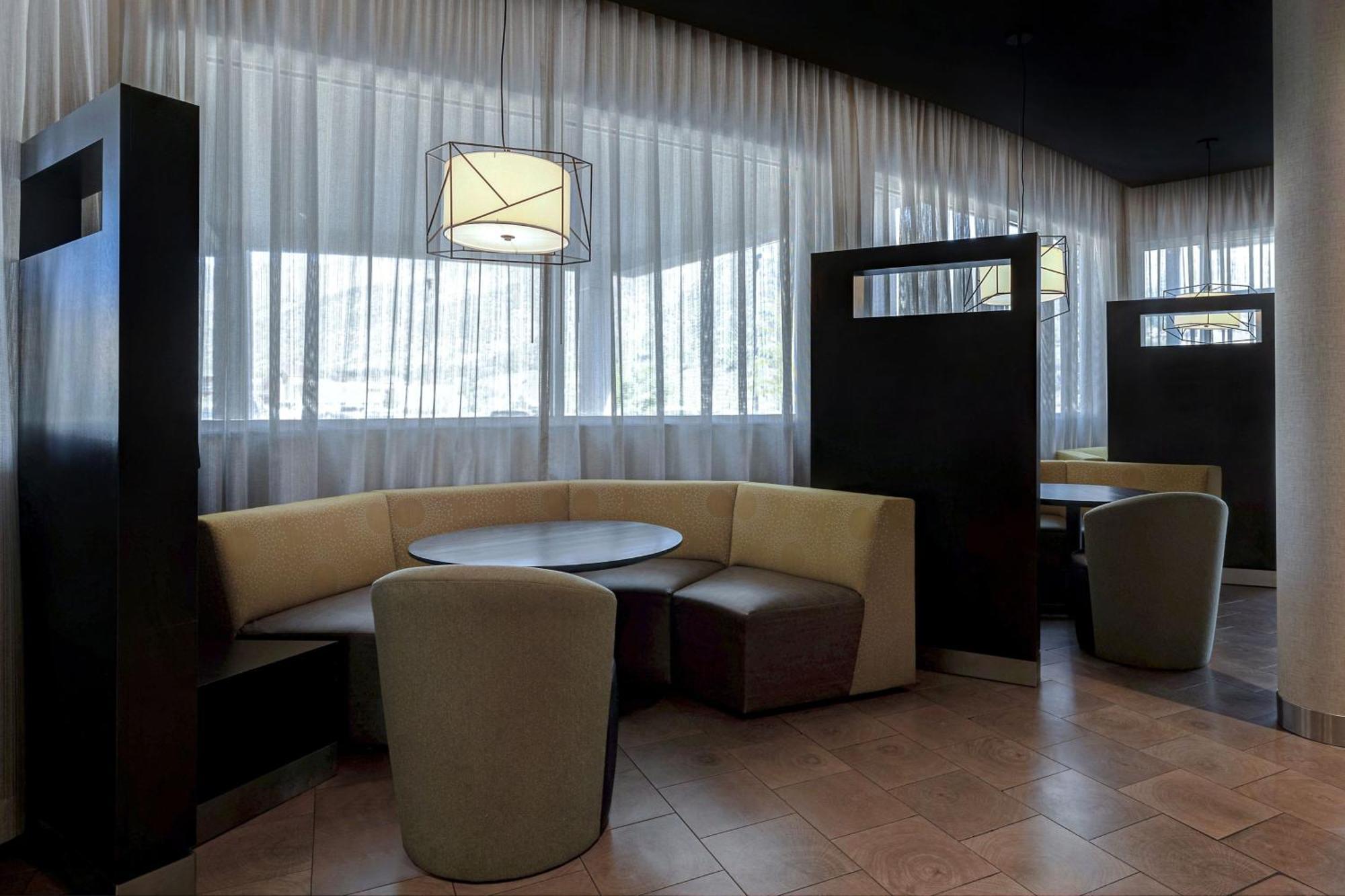 Courtyard By Marriott Glenwood Springs Hotel Екстериор снимка
